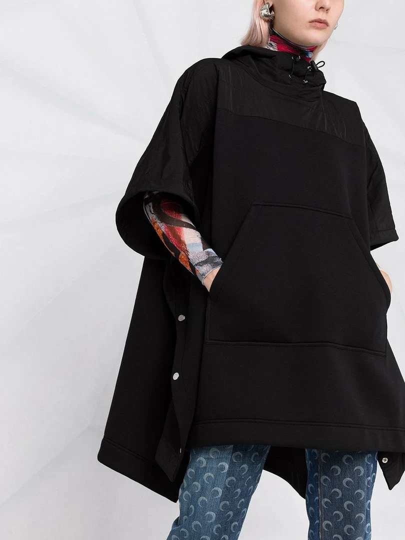 Moncler 'Maglia Poncho' 7 Moncler 'Maglia Poncho'