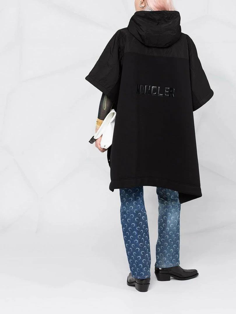 Moncler 'Maglia Poncho' 8 Moncler 'Maglia Poncho'