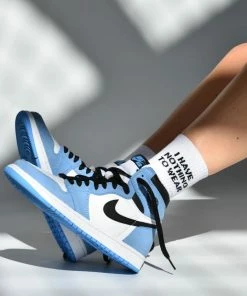 Soxygen Unisex White ‘I Have Nothing To Wear’ Classic Socks Accessories 5 Soxygen Unisex White ‘I Have Nothing To Wear’ Classic Socks Accessories