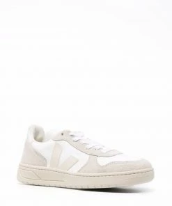VEJA 'V-10' Mesh Trainers