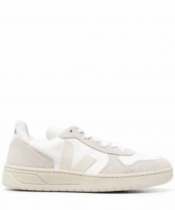 VEJA 'V-10' Mesh Trainers