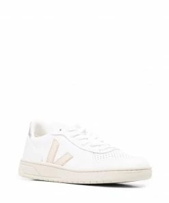 VEJA ‘V-10’ Contrast Metallic Trainers