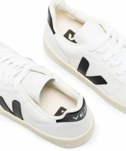 VEJA White And Black 'V-10' Trainers Shoes