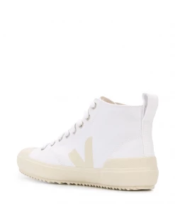 VEJA White ‘Nova 22’ Trainers Shoes
